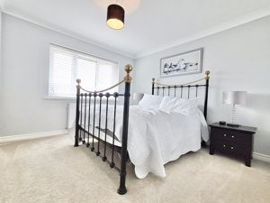 Photo 18- click for photo gallery